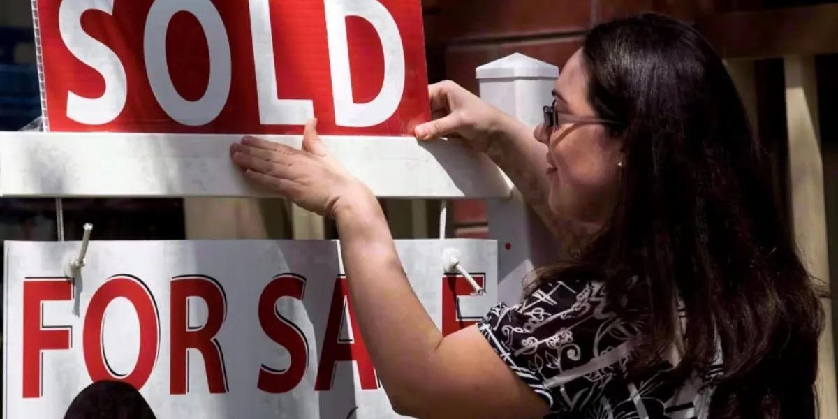 Is Toronto Real Estate Cheaper Than Vancouver?