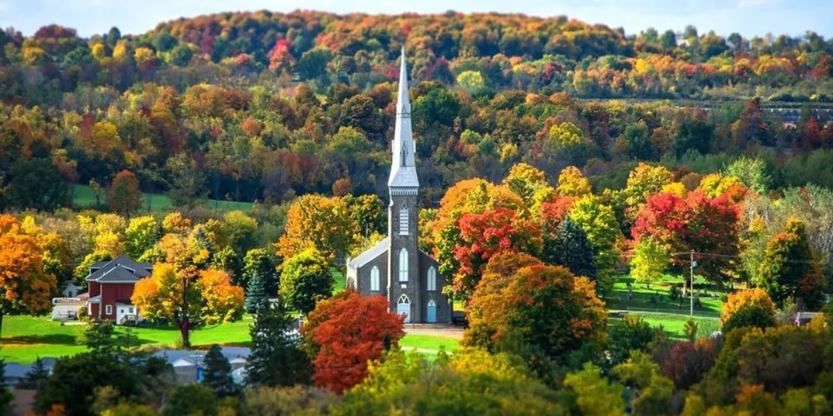 Your Guide To Cottage Country In Ontario