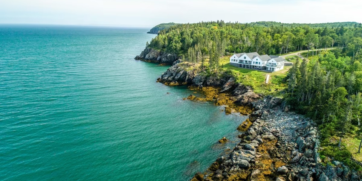 Cottage Market Still Strong After Pandemic Frenzy