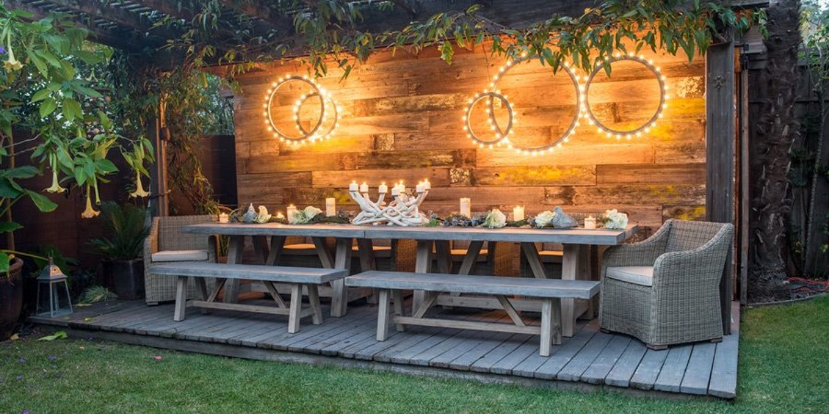 Tips To Enhance Your Curb Appeal This Winter