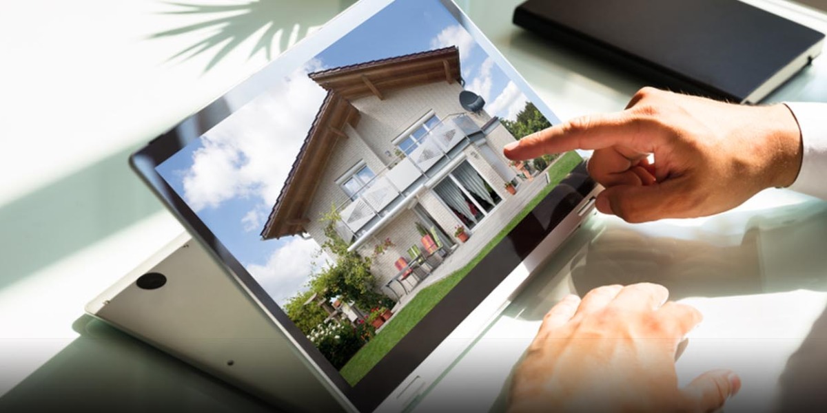 Tips To Enhance Your Curb Appeal This Winter