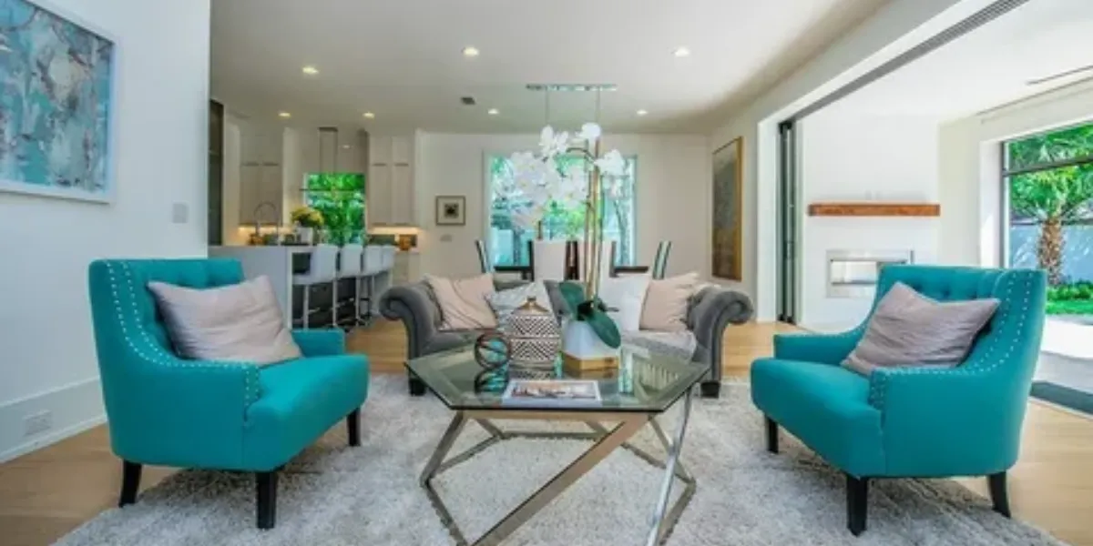 How To Stage Your Home During The Holidays