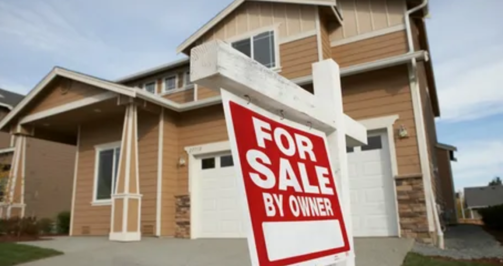 Toronto Housing Market: Plunging Listings Drive Prices Higher