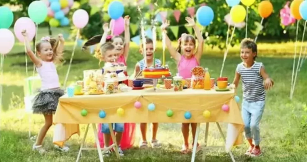 Tips For Hosting A Backyard Party