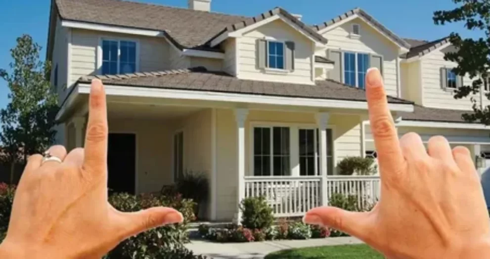 Who Makes Property Lines?